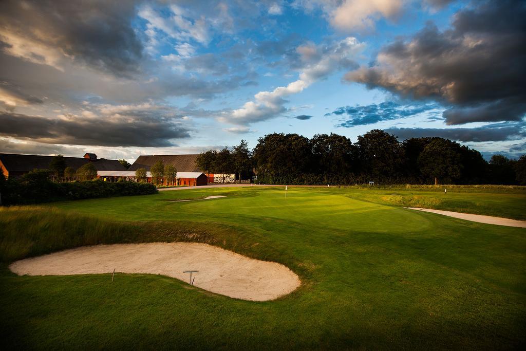 Soederasens Golf Lodge Risekatslosa ภายนอก รูปภาพ